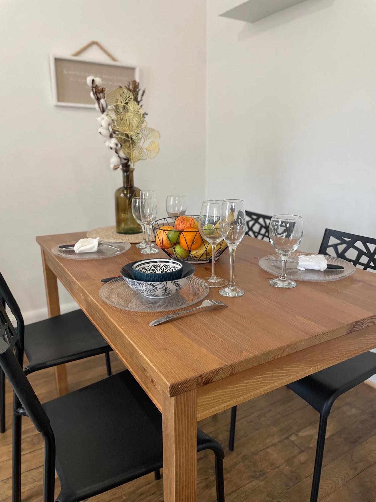Вилла Chaleureuse Saint-Julien-les-Villas Экстерьер фото